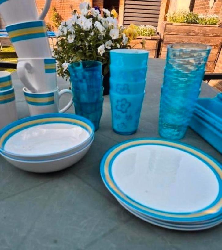 Te koop, kleurijk service ideaal voor camperen, Caravans en Kamperen, Kampeergereedschap, Ophalen of Verzenden