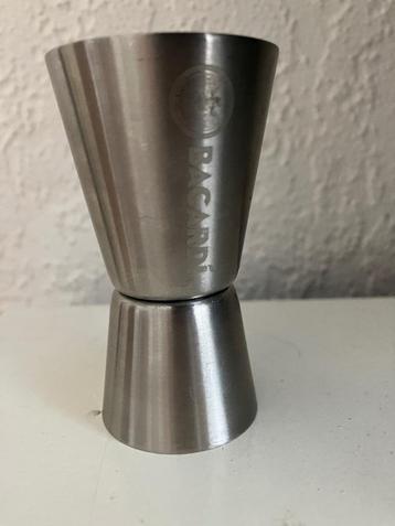 RVS maatbeker drank Bacardi beschikbaar voor biedingen