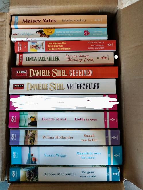 Doos boeken, o.a. HQN, Boeken, Romans, Gelezen, Nederland, Ophalen of Verzenden