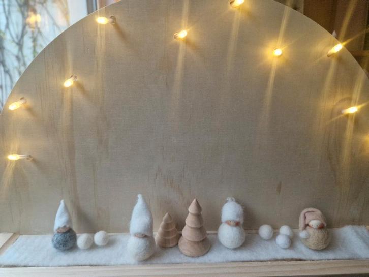 Seizoenstafel plank voor Vrije School winter popjes / kerst, Kinderen en Baby's, Kinderkamer | Inrichting en Decoratie, Nieuw