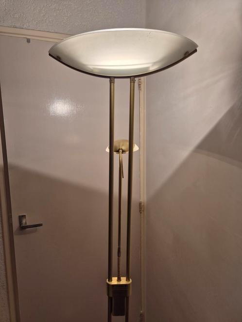 Eglo Baya Vloerlamp Gepolijst - Metaal - Goud, Huis en Inrichting, Lampen | Vloerlampen, Gebruikt, 150 tot 200 cm, Metaal, Ophalen