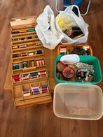 Diverse naaigerei, Ophalen, Gebruikt, Garen of Naald(en)