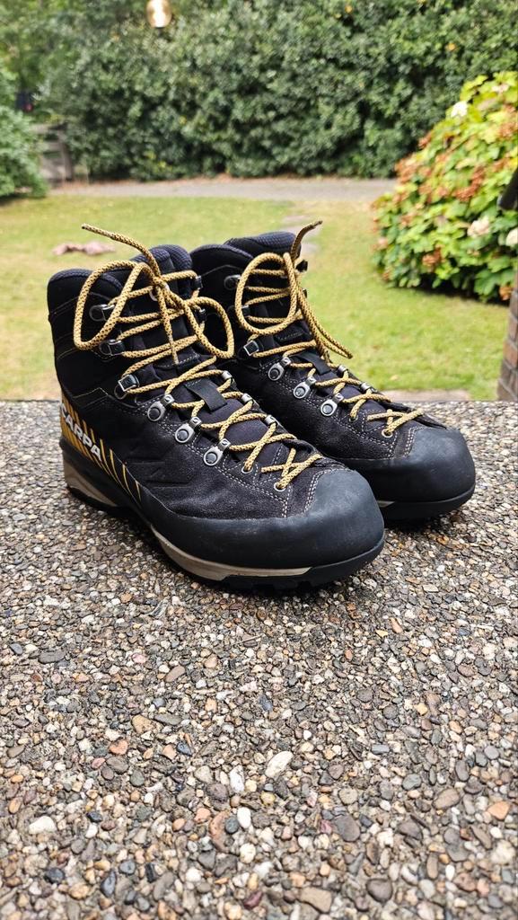 Scarpa Mescalito TRK GTX Bergschoenen Maat 42.5, Sport en Fitness, Bergsport en Wandelen, Zo goed als nieuw, Schoenen, Ophalen of Verzenden