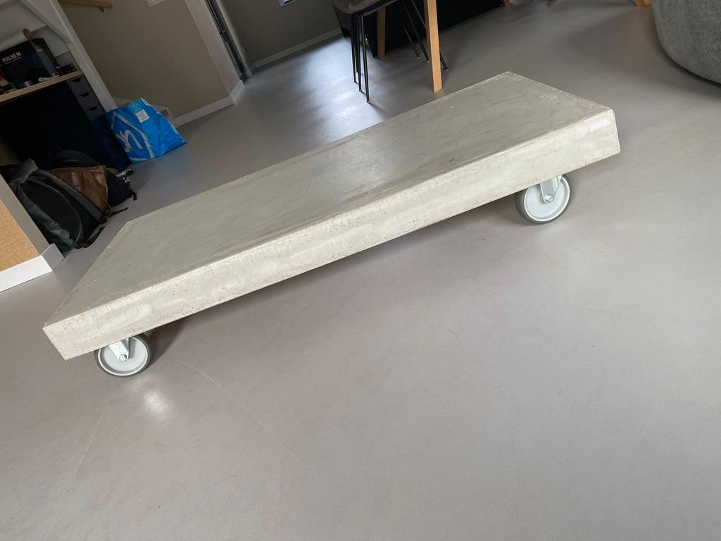 Xooon salontafel betonlook, Ophalen, 100 tot 150 cm, 50 tot 100 cm, Zo goed als nieuw