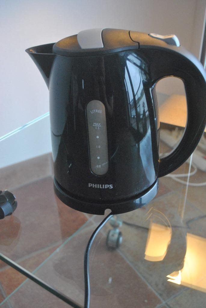Waterkoker, Philips, 1,5l, Witgoed en Apparatuur, Waterkokers, Gebruikt, 1 tot 2 liter, Ophalen of Verzenden