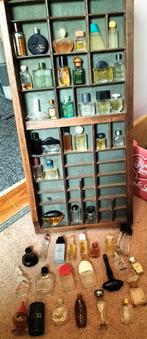 100 Parfumminiaturen zonder letterbak, Verzamelen, Parfumverzamelingen, Ophalen of Verzenden, Gebruikt