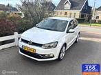 Volkswagen Polo 1.2 TSI 90 PK HIGHLINE CLIMATE CONTROLE BLUE, Gebruikt, 4 cilinders, Alcantara, Wit