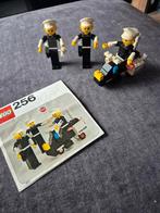 LEGO 256 Police Officers & Motorocycle, Ophalen of Verzenden, Gebruikt, Complete set, Lego