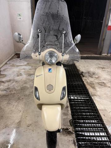 Vespa lx 50 4 takt beschikbaar voor biedingen