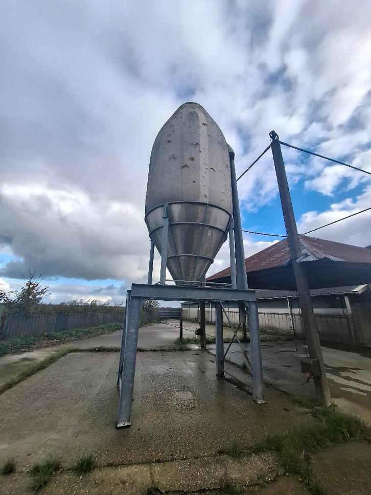 diverse voersilo's, Dieren en Toebehoren, Stalling en Weidegang