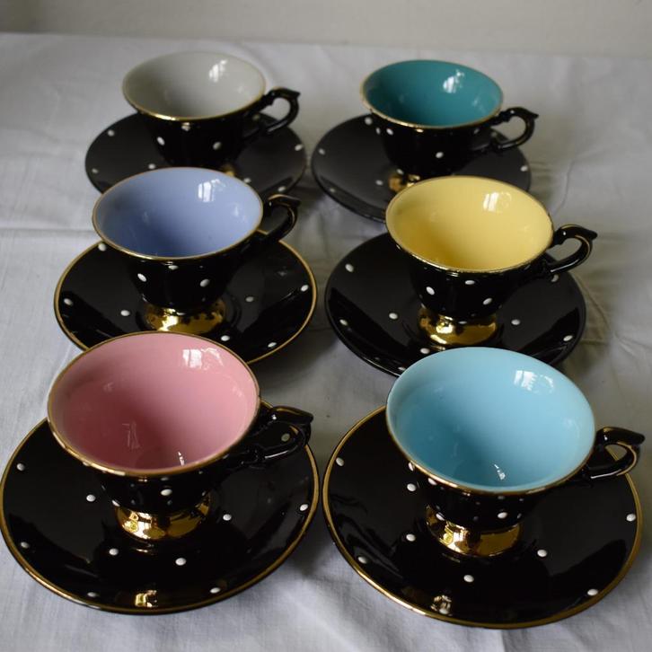 6 x vintage pastel polkadot kop en schotel jaren 50, Huis en Inrichting, Keuken | Servies, Gebruikt, Kop(pen) en/of Schotel(s)
