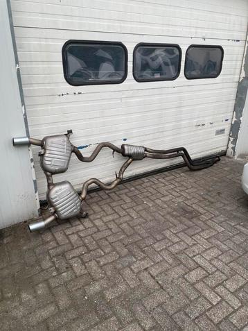 Bmw 335d originele uitlaat beschikbaar voor biedingen