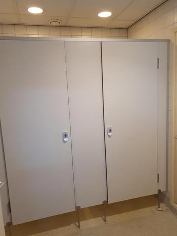 Toiletdeuren en panelen  beschikbaar voor biedingen