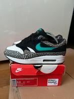 Nike Air Max 1 Atmos Elephant 2.0 EU43, Kleding | Heren, Schoenen, Ophalen of Verzenden, Zo goed als nieuw, Overige kleuren