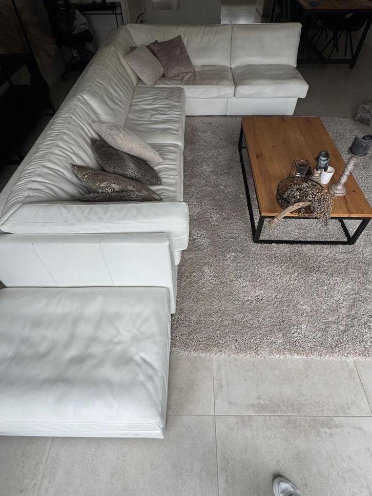 Witte leren bank | 350 cm bij 220 cm, Huis en Inrichting, Banken | Bankstellen, Gebruikt, Hoekbank, Vierpersoons of meer, 300 cm of meer