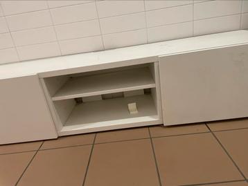 Ikea tv meubel MOET MET SPOED WEG