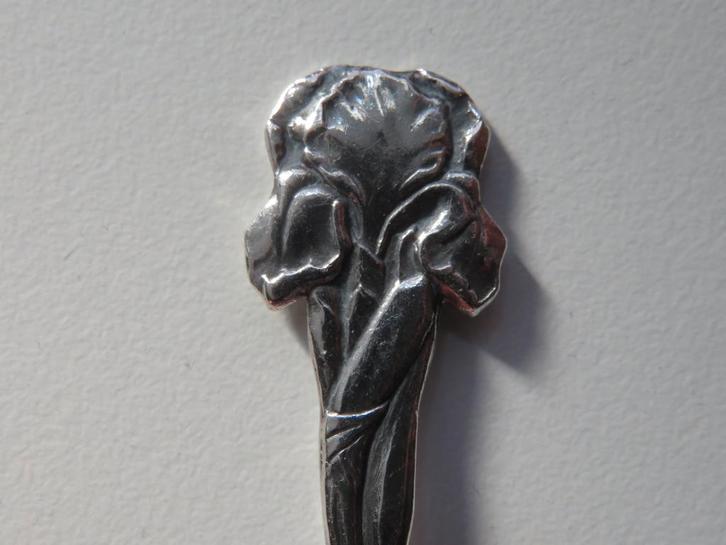 Verzilverd Gero lepeltje Iris / bloem dubbelzijdig model 489, Antiek en Kunst, Antiek | Bestek, Verzenden