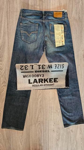 - NIEUWE - Diesel LARKEE W31 L32 * 31x32 - straight - #D1884 beschikbaar voor biedingen