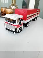 Minichamps Scania 141 V8 met huiftrailer., Hobby en Vrije tijd, Ophalen of Verzenden, Zo goed als nieuw, MiniChamps