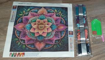 Diamond Painting Mandala - Ronde Steentjes 30x30 beschikbaar voor biedingen