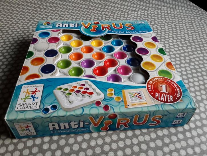 Smart Games  - ANTI VIRUS, Hobby en Vrije tijd, Gezelschapsspellen | Overige, Zo goed als nieuw, Een of twee spelers, Ophalen of Verzenden