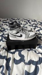 Nike air jordan 1 mid (grijs), Overige kleuren, Nieuw, Ophalen of Verzenden, Sneakers of Gympen
