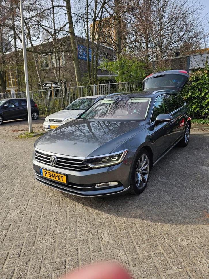 Volkswagen Passat 2.0 TDI 176KW Variant DSG 4M 2016 Grijs, Auto's, Volkswagen, Bedrijf, Passat, 4x4, ABS, Achteruitrijcamera, Adaptive Cruise Control