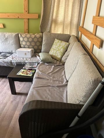 Luxe loungesets rotan style beschikbaar voor biedingen