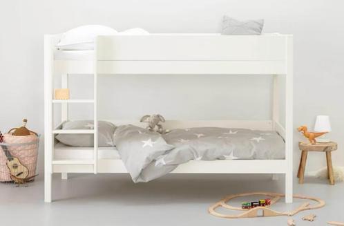 Leuke stapelbed in mat witte kleur, met bedlade, Kinderen en Baby's, Kinderkamer | Stapelbedden en Hoogslapers, Gebruikt, Stapelbed
