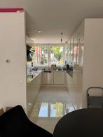 Complete keuken te koop - incl. siemens apparatuur!, Huis en Inrichting, Keuken | Complete keukens, Ophalen, Gebruikt, Wit, Hoekkeuken