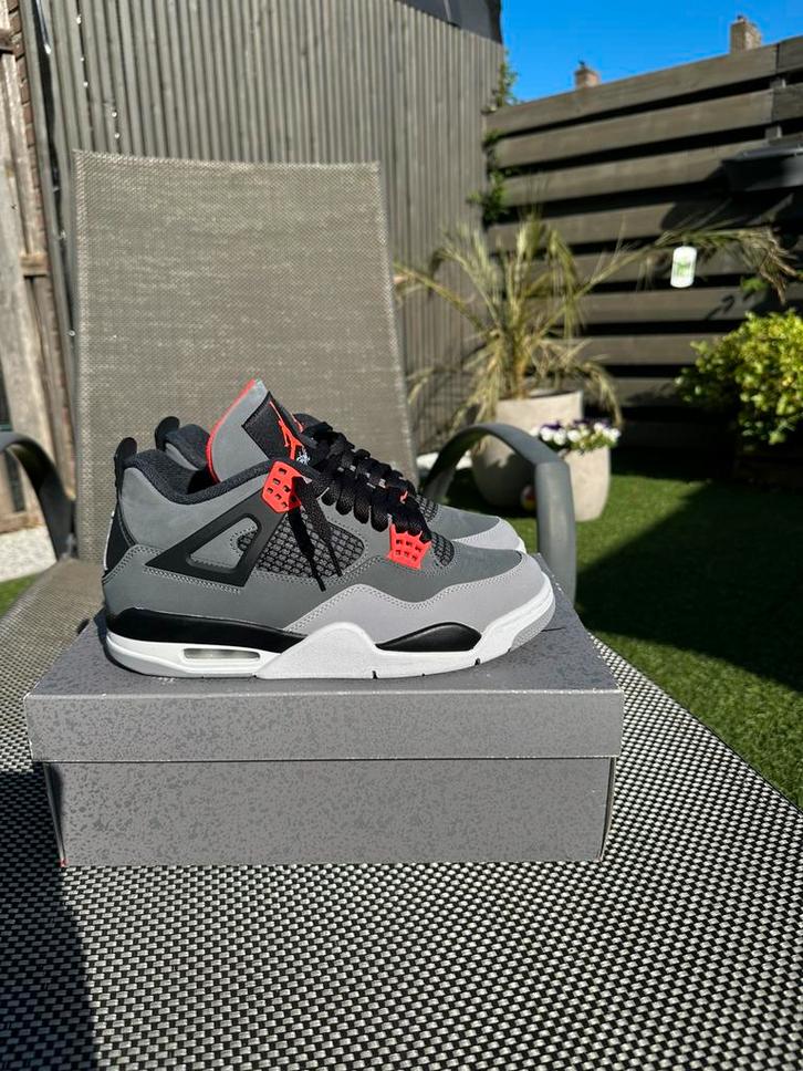 Jordan 4 “Infrared” 42, Kleding | Heren, Schoenen, Zo goed als nieuw, Sneakers of Gympen, Overige kleuren, Ophalen of Verzenden