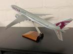 vliegtuig QATAR airlines, Ophalen of Verzenden, Zo goed als nieuw, Schaalmodel