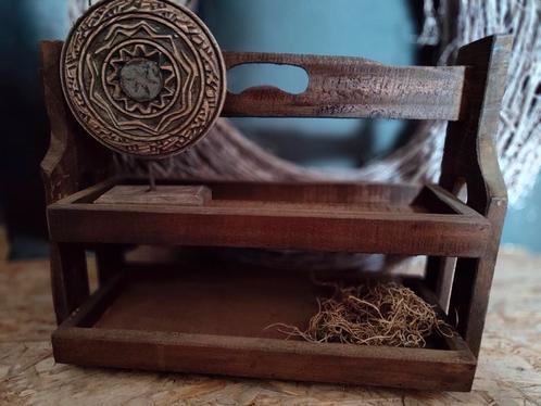 Stoere landelijke houten etagère, Huis en Inrichting, Woonaccessoires | Krantenbakken en Lectuurbakken, Nieuw, Ophalen of Verzenden