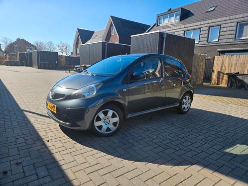 Toyota Aygo 1.0 12V Vvt-i 5DRS 2007 Grijs met nieuwe apk!, Auto's, Toyota, Particulier, Aygo, Benzine, A, Hatchback, Handgeschakeld