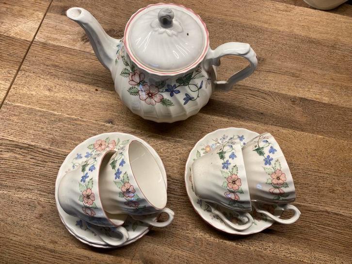 Springfields by Jenny Rhodes theepot 4 kop schotels, Huis en Inrichting, Keuken | Servies, Gebruikt, Kop(pen) en/of Schotel(s)