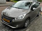 Peugeot 208 1.2 VTi 82PK 5D (102g) 2012 Grijs, Auto's, Voorwielaandrijving, 1199 cc, Origineel Nederlands, Handgeschakeld