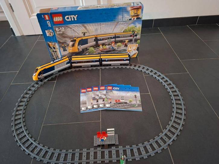 Lego city passagiers trein 60197, Kinderen en Baby's, Speelgoed | Duplo en Lego, Zo goed als nieuw, Lego, Complete set, Ophalen