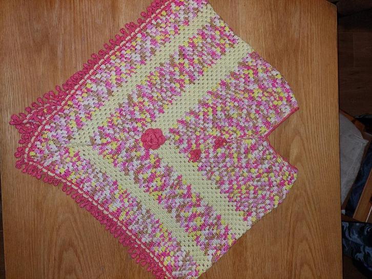 Poncho, cape, omslagdoek, handgemaakt 134-140, Kinderen en Baby's, Kinderkleding | Maat 134, Zo goed als nieuw, Meisje, Trui of Vest
