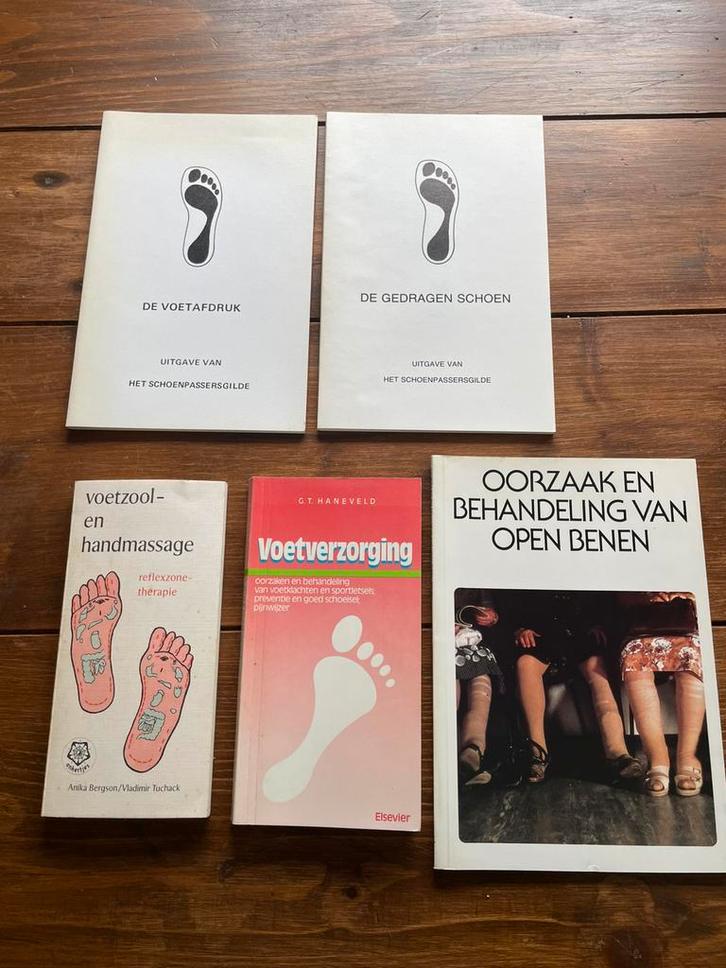Medische boeken pedicure, podoloog, podotherapeut, Boeken, Studieboeken en Cursussen, Zo goed als nieuw, Beta, Ophalen