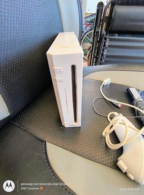 Wii compleet, Spelcomputers en Games, Spelcomputers | Nintendo Wii, Zo goed als nieuw, Met 1 controller, Ophalen of Verzenden