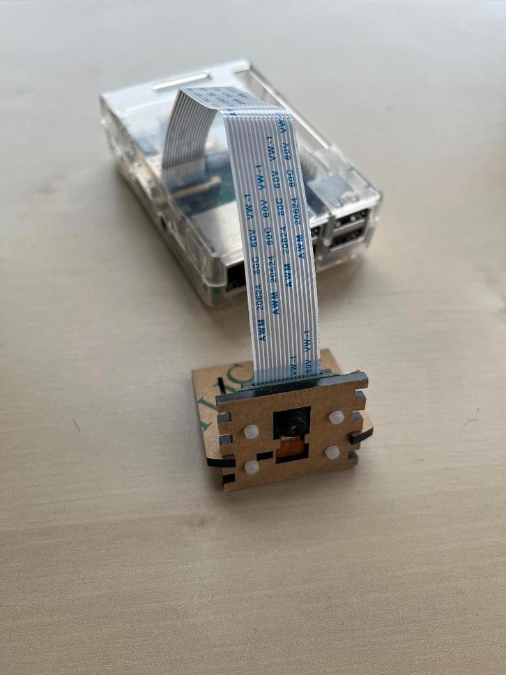 Raspberry Pi 3 Model B V1.2 inclusief Camera module, Hobby en Vrije tijd, Elektronica-componenten, Gebruikt, Ophalen of Verzenden