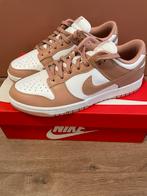 Nike Dunk Low Rose Whisper, Nike, Nieuw, Ophalen of Verzenden, Sneakers of Gympen