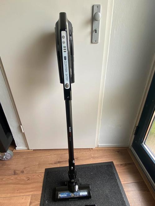 TurboTronic Cyclonic Force steelstofzuiger, Witgoed en Apparatuur, Stofzuigers, Zo goed als nieuw, Stofzuiger, Minder dan 1200 watt