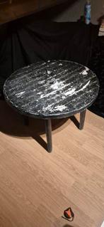 Kunststof tuintafel - Verfbeurt nodig, Kunststof, Gebruikt, 55 tot 75 cm, Ovaal