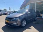 Volkswagen Polo 1.2 TSI Comfortline, Auto's, Volkswagen, Voorwielaandrijving, Stof, Gebruikt, Euro 6