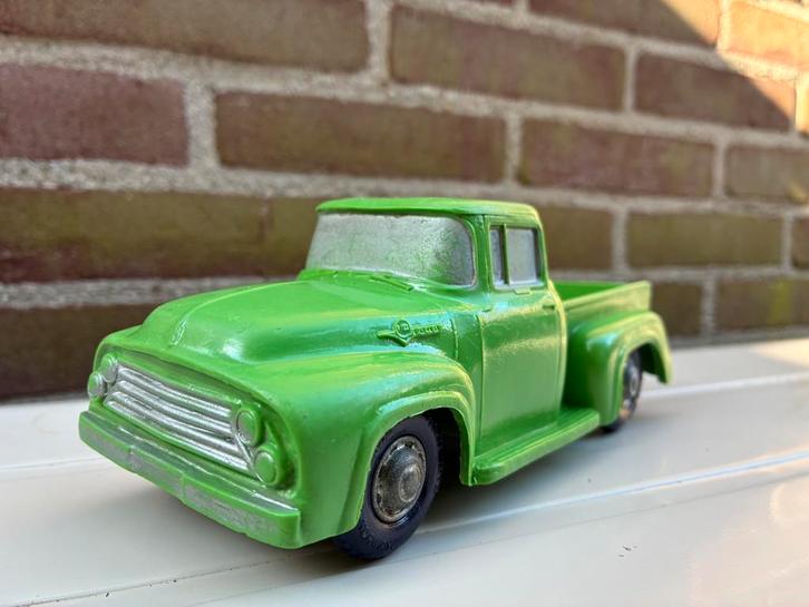 Tomte Ford pickup, Hobby en Vrije tijd, Modelauto's | 1:24, Zo goed als nieuw, Overige merken, Ophalen of Verzenden