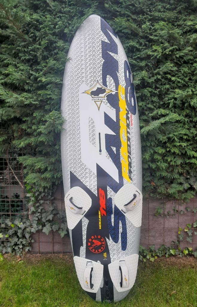 JP 68 118L slalom pro edition, Watersport en Boten, Windsurfen, Plank, Minder dan 250 cm, Met vin(nen), Minder dan 5 m², Ophalen