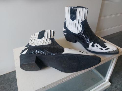 DIVERSE SCHOENEN/ LAARSJES, Kleding | Dames, Schoenen, Zo goed als nieuw, Zwart, Ophalen of Verzenden