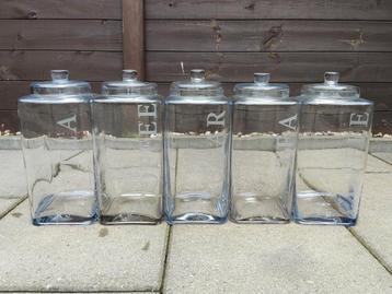 Riverdale voorraadpotten beschikbaar voor biedingen