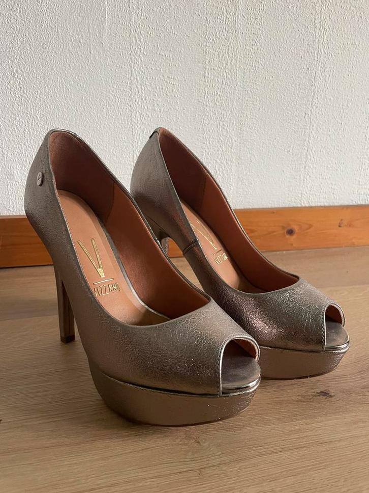 Vizzano Hakken Bronskleur, Kleding | Dames, Schoenen, Zo goed als nieuw, Pumps, Ophalen